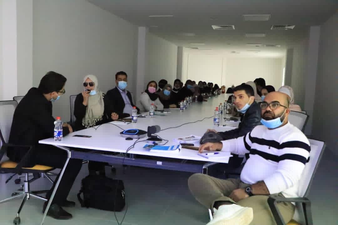 ‏(زيارة علمية لطلبة كلية الفنون والإعلام) 