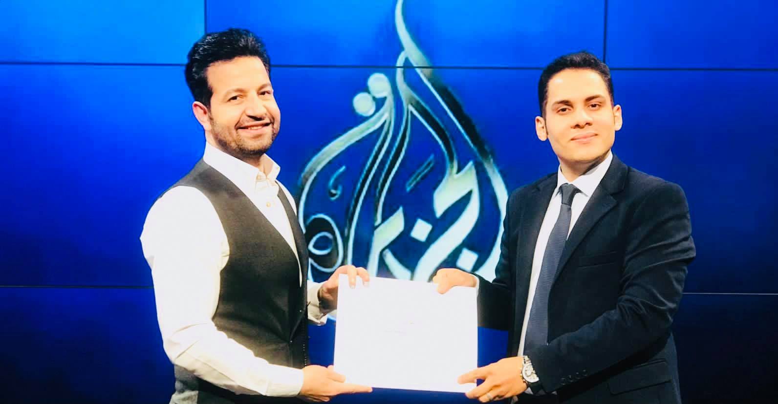 الطالب (الحسن محمد باكير) يتألق ويتميز ..